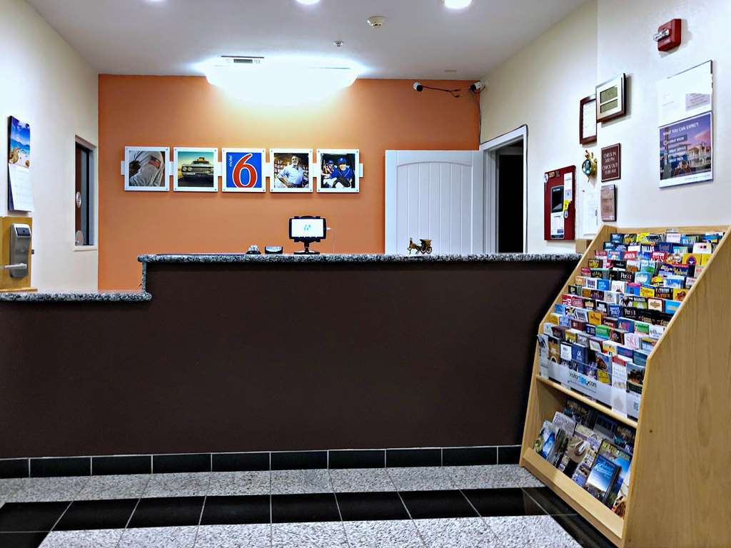 Motel 6-Rhome, TX Interior foto